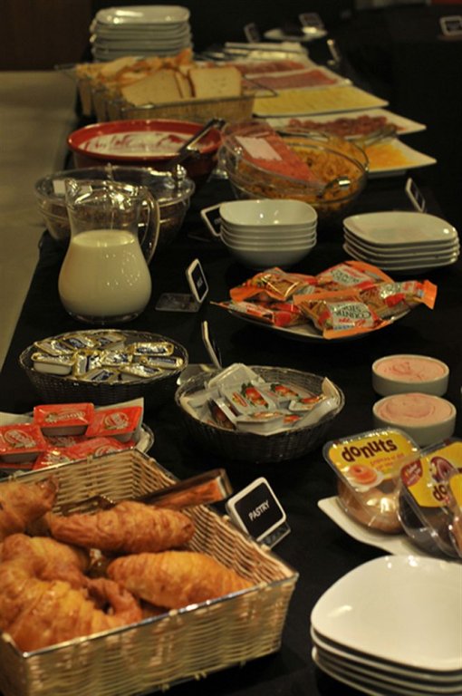 Фото Hotel Praktik Rambla