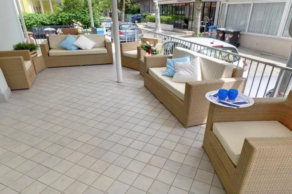 Фото Hotel Christian