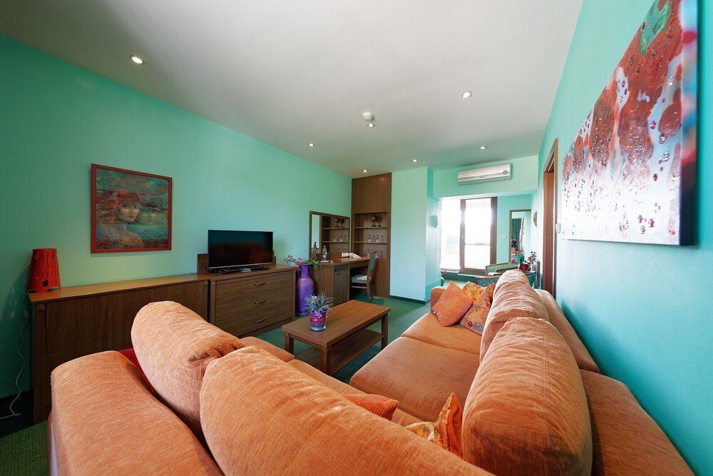 Фото Hotel Max Inn