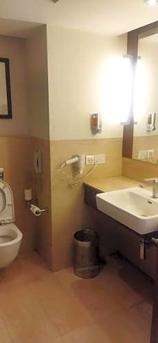 Фото Fortune District Centre Ghaziabad- Member ITC Hotel Group