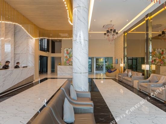 Фото Patong Bay Residence