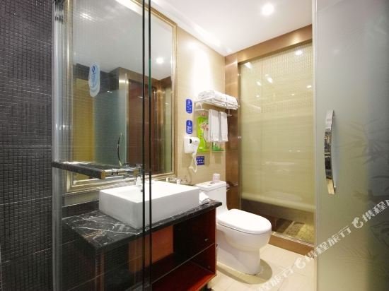 Фото Panda Prince Hotel Suining Branch