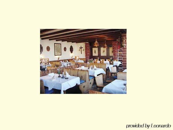 Фото Invite Hotel Löwen Freiburg