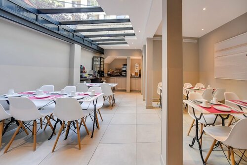 Гостиница Acropolis Hôtel Paris Boulogne в Булони-Бийанкуре