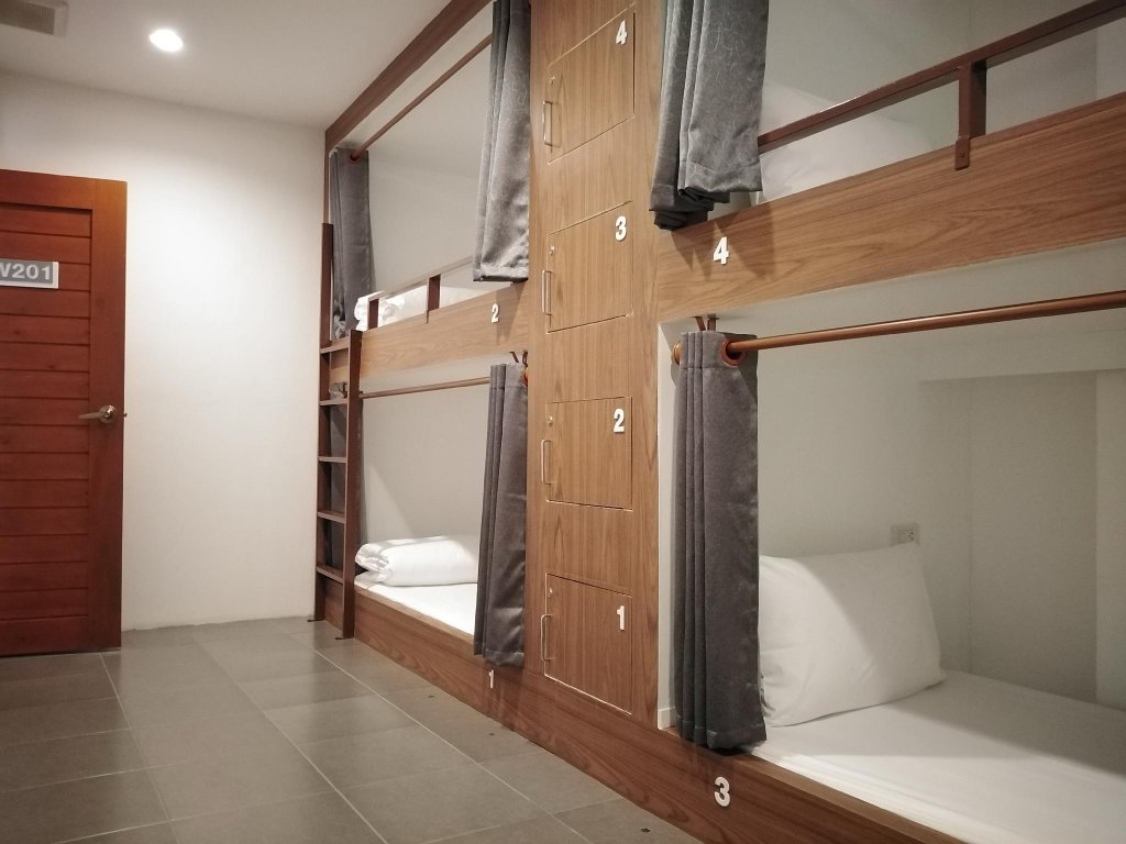 Фото Wee Hostel