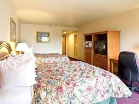 Фото Quality Inn & Suites Irvine Spectrum