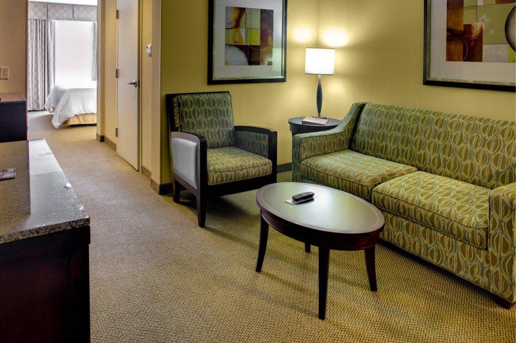Фото Hilton Garden Inn Richmond Airport