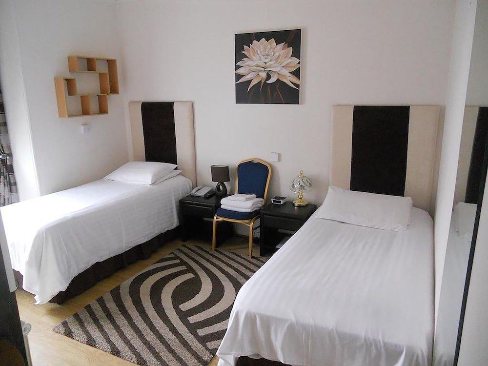 Фото The Lowenac Hotel