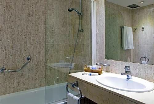 Фото Espahotel Plaza de España