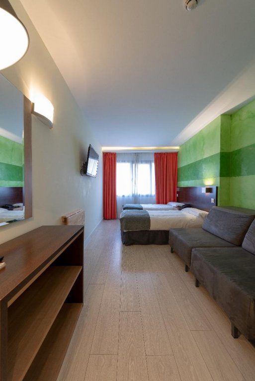 Фото Apartamentos Recoletos