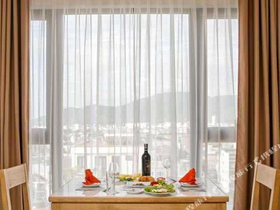 Фото Cordial Hotel