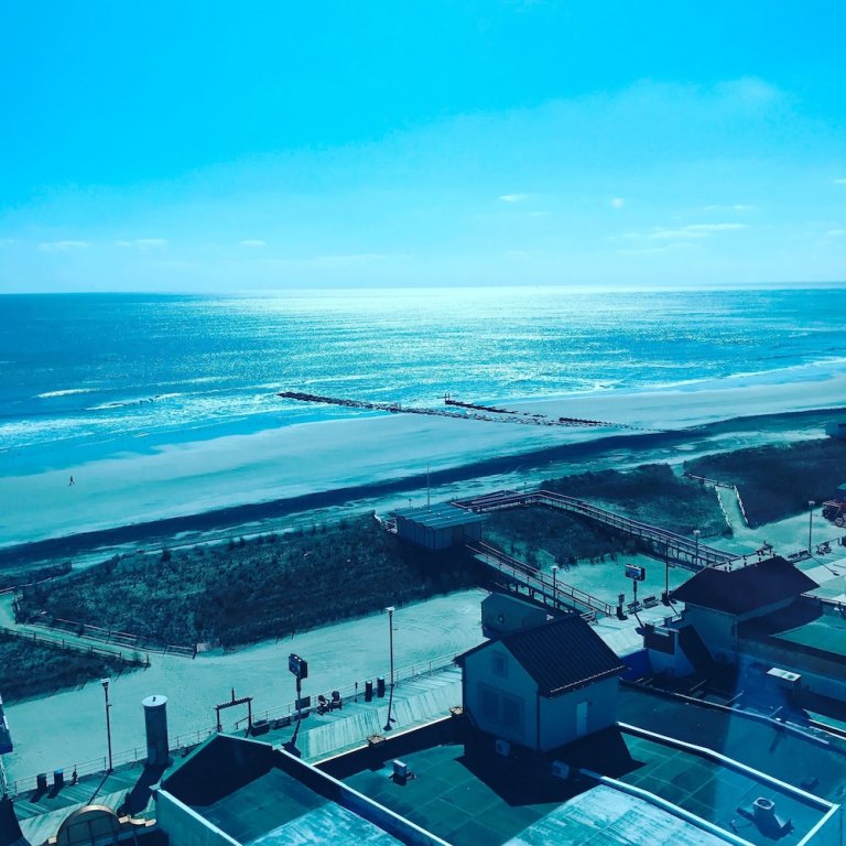 Фото Atlantic Palace Suites