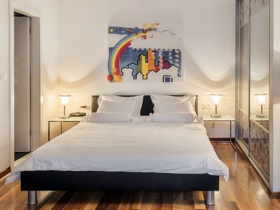 Фото Divota Apartment Hotel