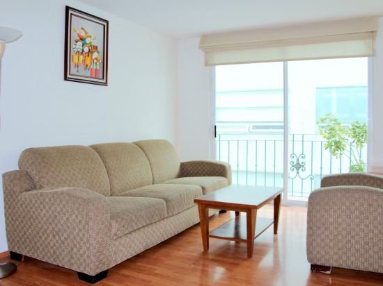 Фото Residence L'heritage Aristóteles 140 by Bluebay