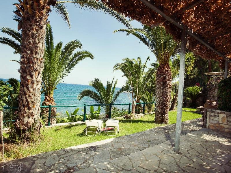 Фото Grekis hotel & Apartments