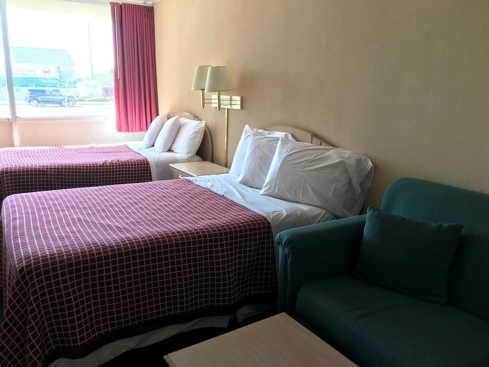 Фото Simple Life Motel