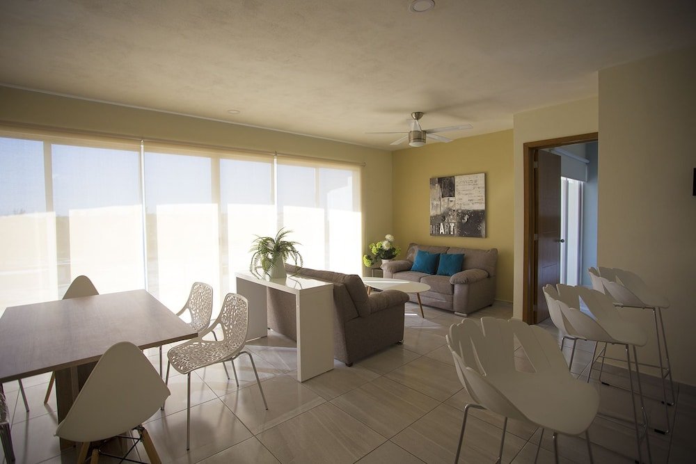 Фото Luxury 2 Bedroom Apartments