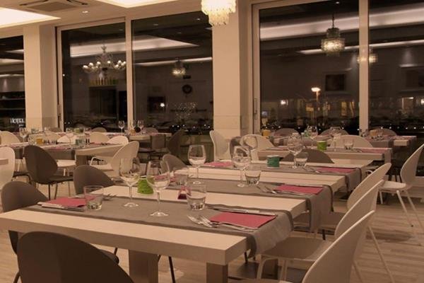 Фото Hotel Fantasy