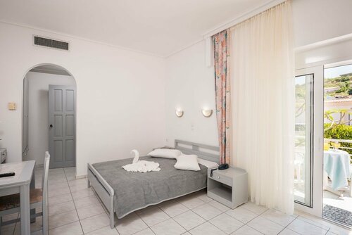 Гостиница Kristall Suites
