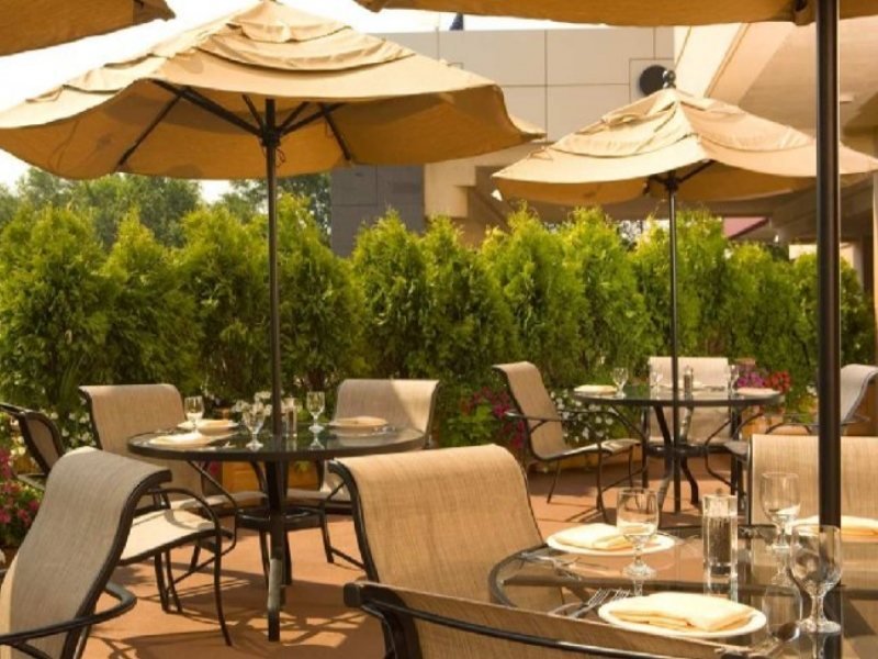 Фото Отель Doubletree by Hilton New York Jfk Airport