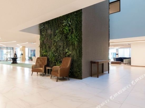 Фото Boeira Garden Hotel Porto Gaia, Curio Collection by Hilton