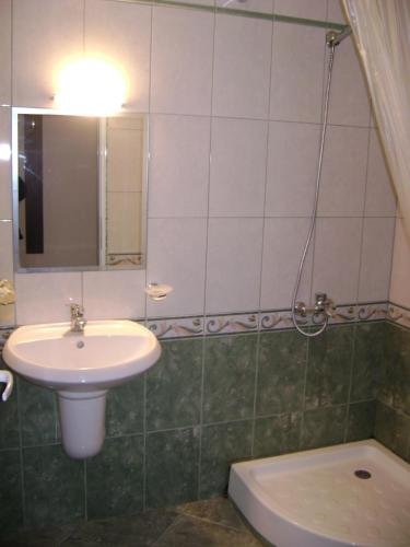 Фото Family Hotel Kandrovi