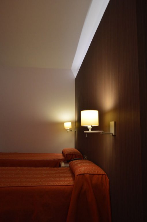 Фото Hotel de Francia y París