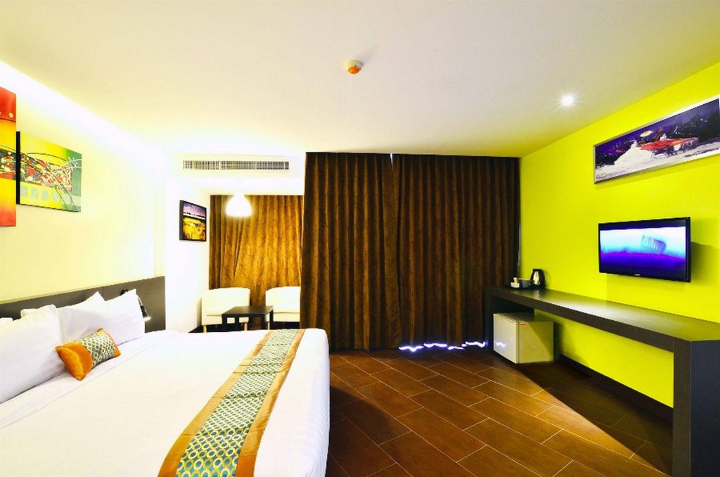 Фото Lakkhana Poolside Resort