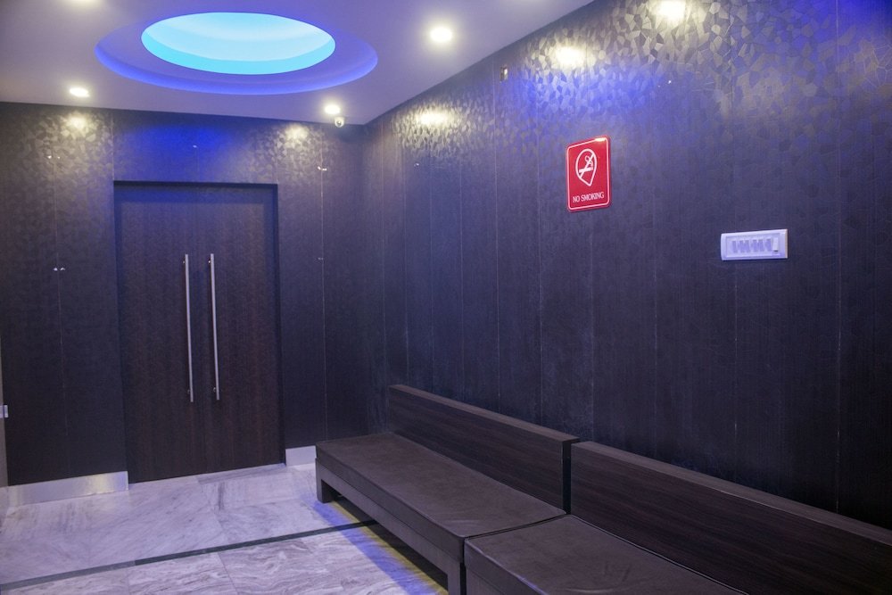 Фото Oyo 3212 The Altira Hotel