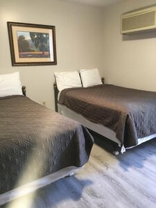 All Suites Inn Budget Host