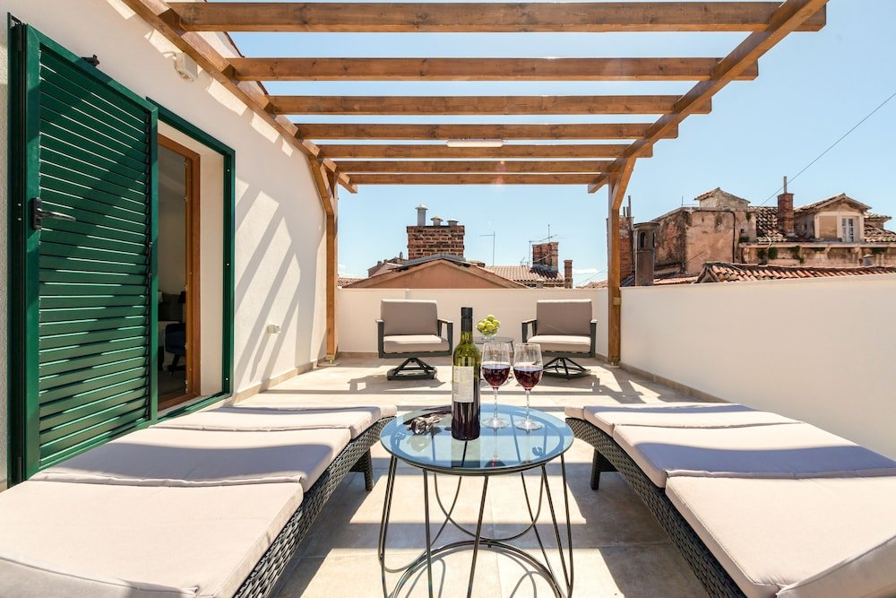 Фото Le Premier Rooms