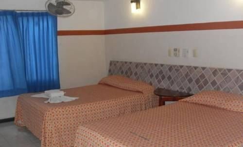 Фото Hotel La Quinta Santa Elena