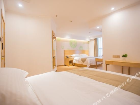 Фото GreenTree Inn Nanchang Honggutan New Area Cuiyuan Road Subway Station Business Hotel
