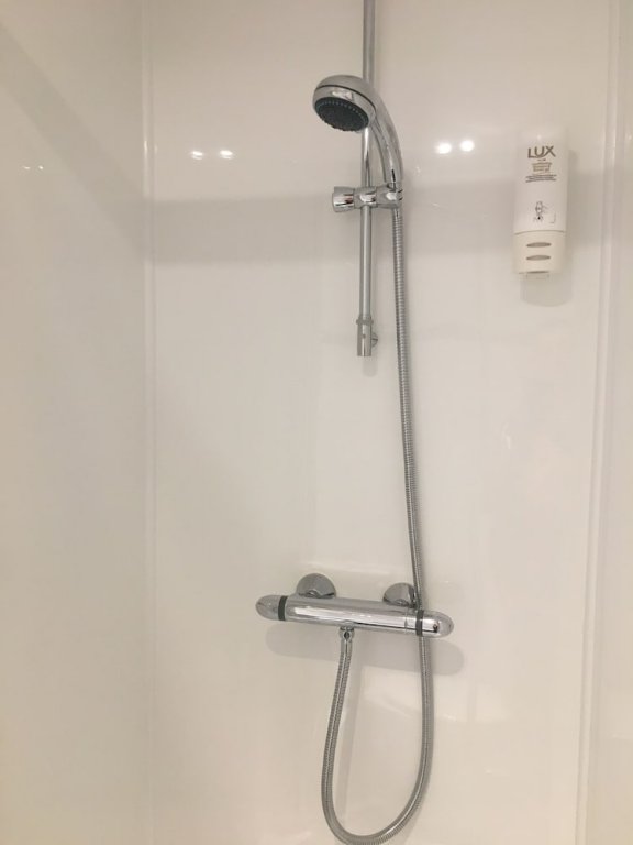 Фото The Chestnuts Guest House