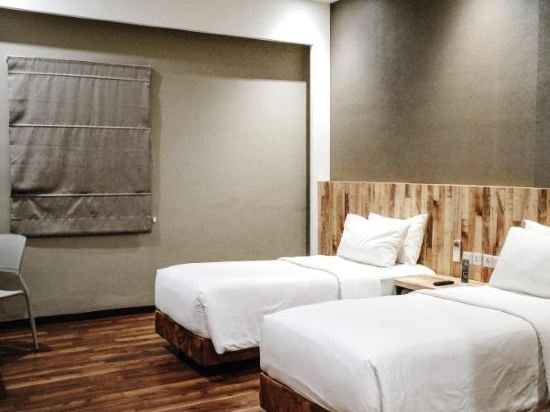 Фото All Nite And Day Veteran