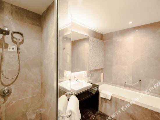 Фото Four Points by Sheraton Qingdao Chengyang