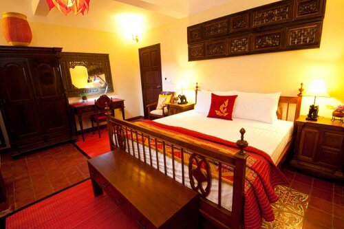 Гостиница Khmer Surin Boutique Guesthouse в Пномпене