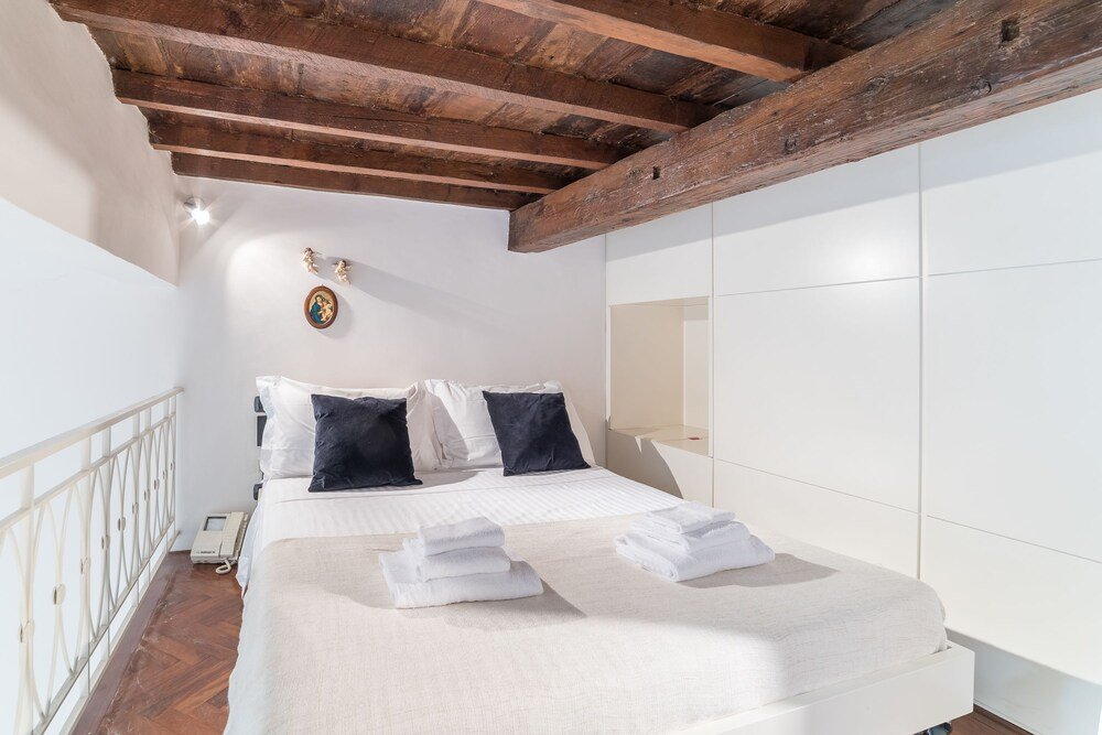 Фото Lovely Goldoni