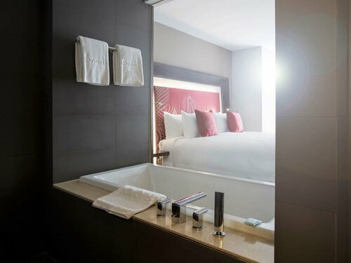 Внешний вид отеля Novotel Yangon Max в Янгоне, фото 4