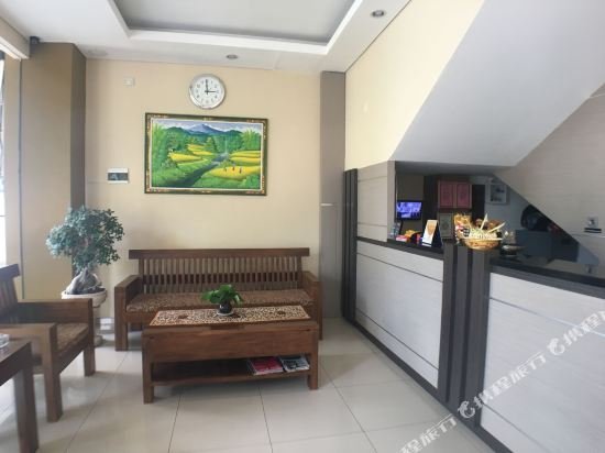 Фото Hotel Mandari