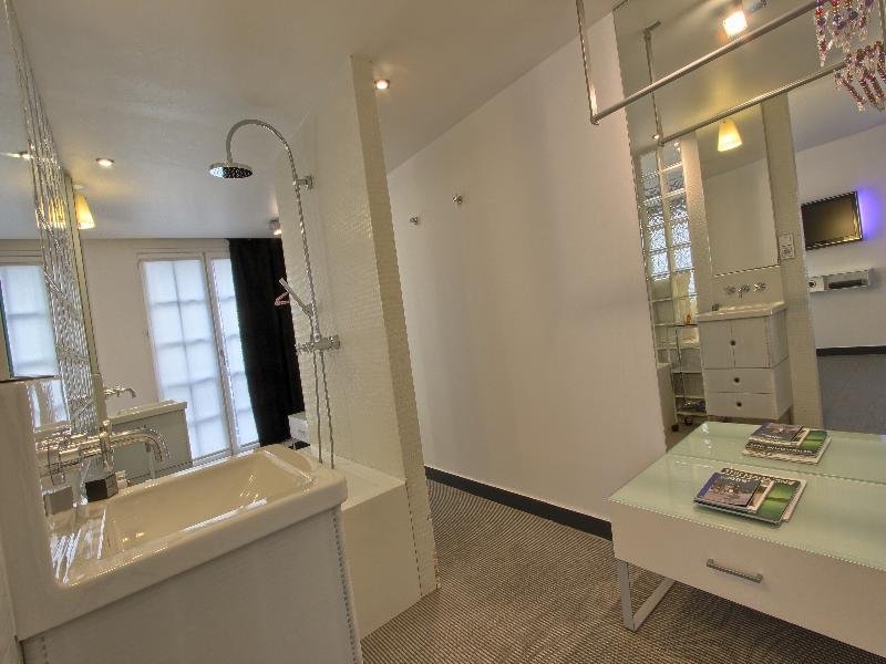 Фото Kube Hotel Paris