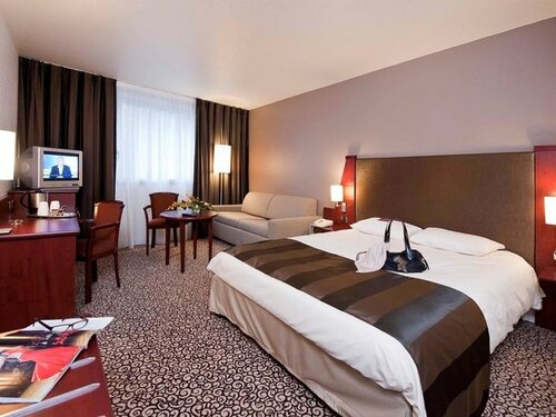 Гостиница Mercure Paris Val de Fontenay в Фонтене-су-Буа