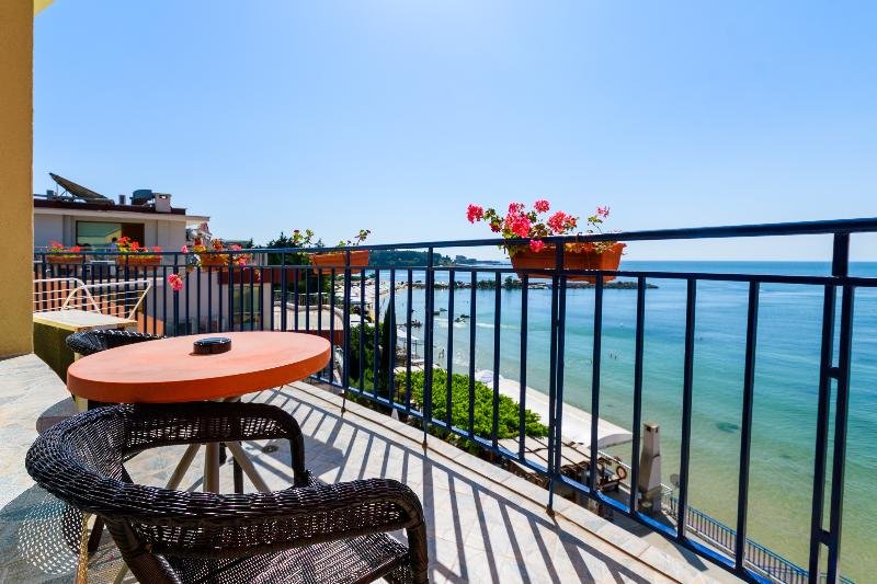 Фото Family Hotel Evridika