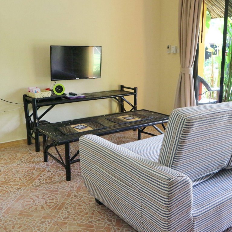 Фото Tropical Garden Kamala Resort