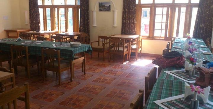 Фото Hotel Abshar