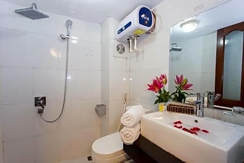 Фото Hanoi Central Hotel