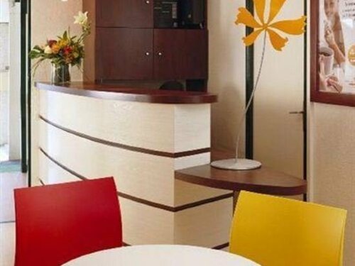 Гостиница Premiere Classe Bethune - Fouquières Les Béthune в Бетюне