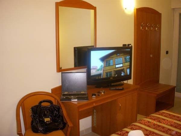 Фото Hotel Villa Linda