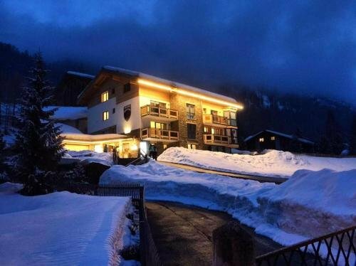 Внешний вид отеля Panorama Ski Lodge в Церматте, фото 1