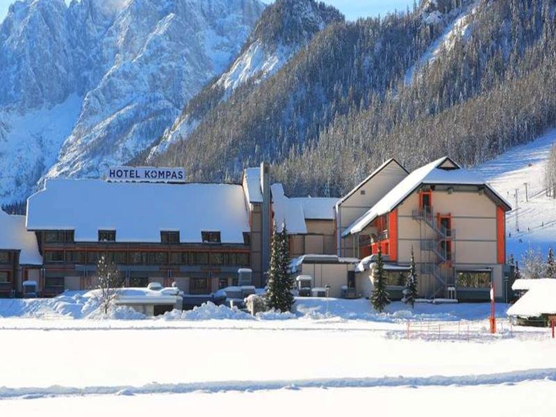 Фото Hotel Kompas